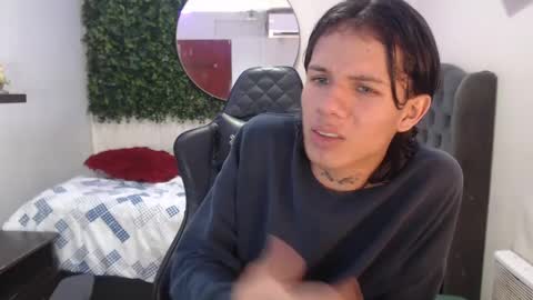 Snapshot of andy_dan1 chatting on February 2, 2025, 1:52 pm andy_dan1 online show from February 2, 2025, 1:52 pm