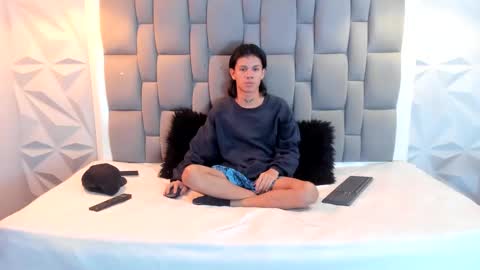 Snapshot of andy_dan1 chatting on February 11, 2025, 2:46 pm andy_dan1 online show from February 11, 2025, 2:46 pm