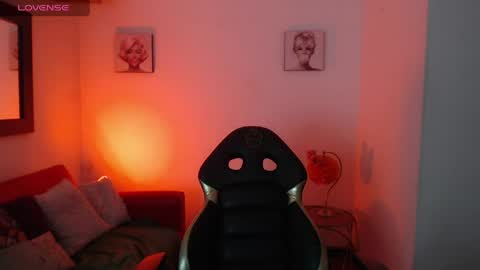 andy_eagleton_20 online show from May 6, 2026, 3:13 am