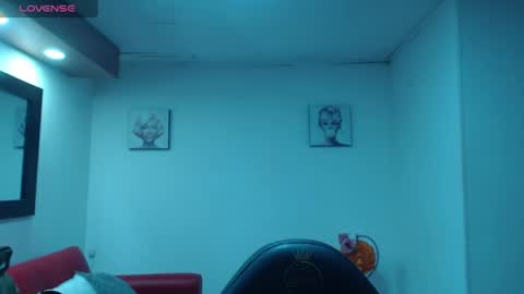 andy_eagleton_20 online show from May 12, 2026, 3:03 am