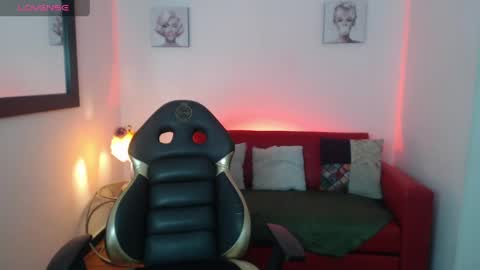 andy_eagleton_20 online show from May 28, 2026, 3:04 am