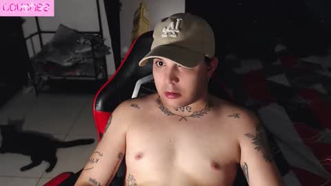 Snapshot of andy_online chatting on October 21, 2025, 3:29 am andy_online online show from October 21, 2025, 3:29 am