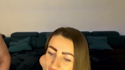 andy_velvet online show from March 4, 2025, 2:17 am