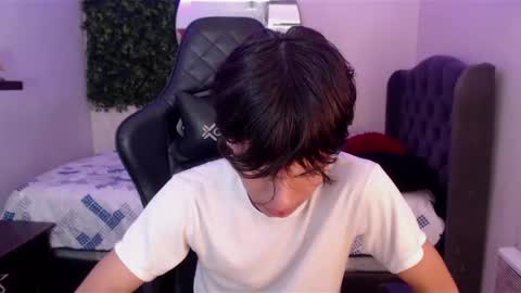 andyanddant online show from March 6, 2025, 1:14 pm