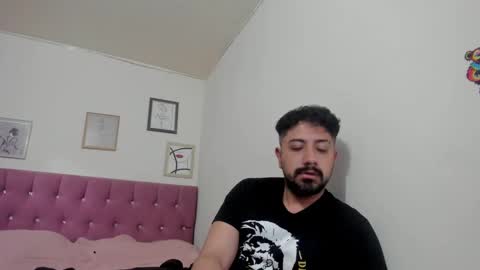 Snapshot of andyf_5795 chatting on December 15, 2024, 4:07 am andy online show from December 15, 2024, 4:07 am