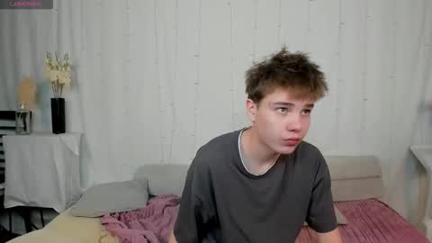 Snapshot of andyjey_ chatting on November 14, 2025, 7:45 pm Mandy and Andy online show from November 14, 2025, 7:45 pm