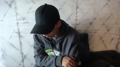 Andy Joy  online show from November 19, 2025, 11:21 am