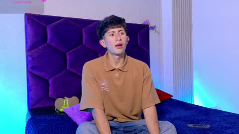 andyjustgame  online show from May 5, 2026, 4:09 am