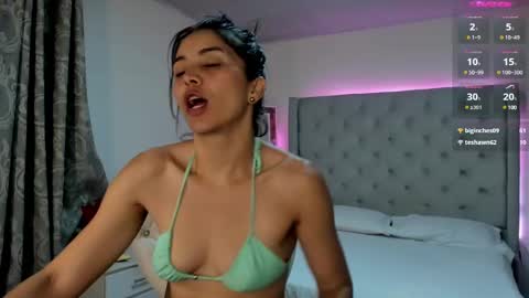 Andrea online show from January 22, 2025, 11:43 pm