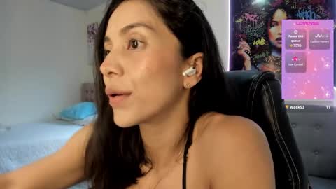 Andrea online show from October 29, 2025, 8:43 pm