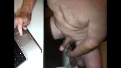 Snapshot of andymorris18500921 chatting on December 10, 2024, 5:55 pm andy online show from December 10, 2024, 5:55 pm