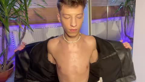 AndyTwinkkk online show from January 23, 2025, 12:30 pm