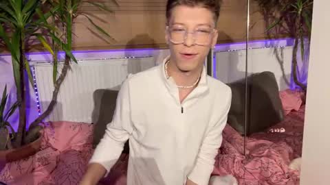 AndyTwinkkk online show from January 24, 2025, 3:02 pm