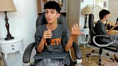 andyxibrat online show from May 29, 2026, 12:08 am