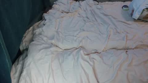 Snapshot of ane964004 chatting on March 10, 2026, 8:41 am Ane and Mendelev online show from March 10, 2026, 8:41 am