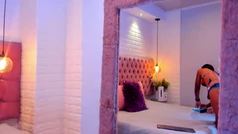 Snapshot of anette_bennet chatting on October 16, 2025, 7:48 pm anette_bennet online show from October 16, 2025, 7:48 pm