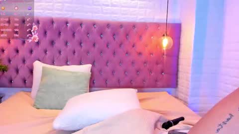 Snapshot of anette_bennet chatting on November 27, 2025, 7:49 pm anette_bennet online show from November 27, 2025, 7:49 pm