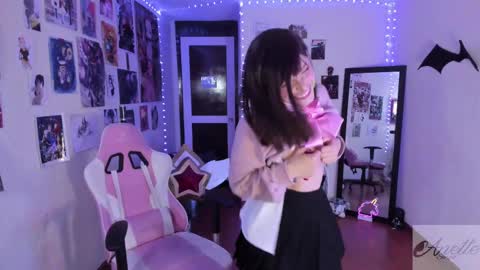 Snapshot of anette_sf chatting on March 4, 2025, 3:22 am Anette Scorpio online show from March 4, 2025, 3:22 am