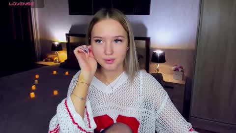 Anfisa online show from October 19, 2025, 5:13 pm