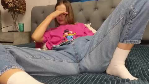 Snapshot of ange1ok chatting on February 17, 2026, 1:18 pm ange1ok online show from February 17, 2026, 1:18 pm