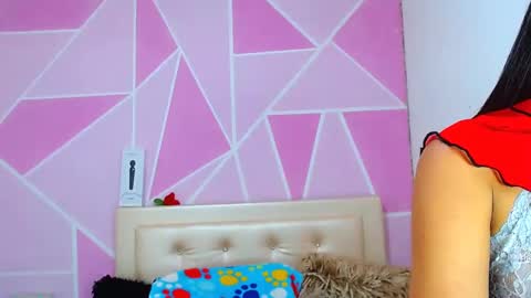 Snapshot of ange_drty chatting on October 8, 2025, 7:11 pm ange_drty online show from October 8, 2025, 7:11 pm