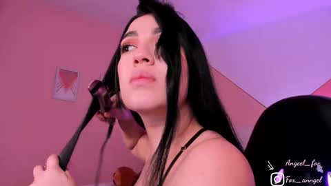 Snapshot of angeel_fox chatting on February 9, 2026, 2:48 am Angel online show from February 9, 2026, 2:48 am