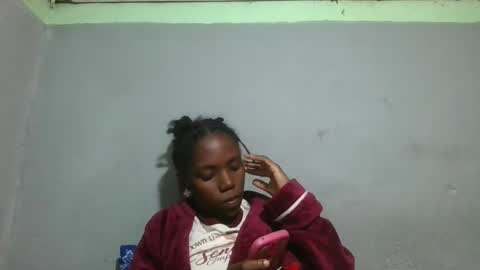 angeeliine online show from June 5, 2026, 2:23 pm