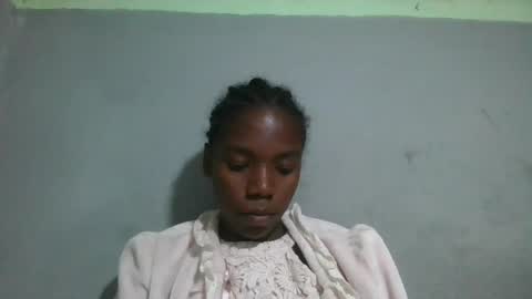 angeeliine online show from July 7, 2026, 11:47 am