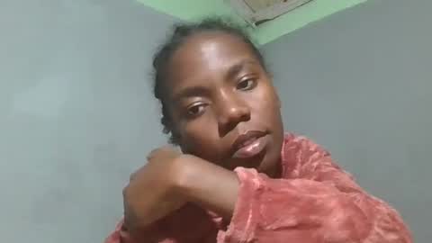 angeeliine online show from July 8, 2026, 7:18 pm