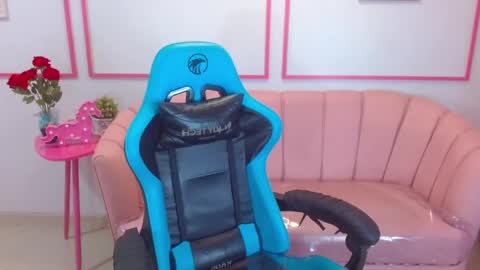 angel09 a online show from February 21, 2025, 10:39 am