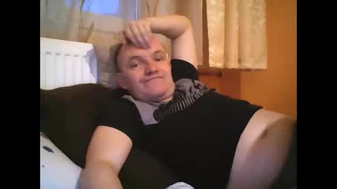 Snapshot of angel26sexy chatting on February 18, 2026, 4:25 pm Angel online show from February 18, 2026, 4:25 pm