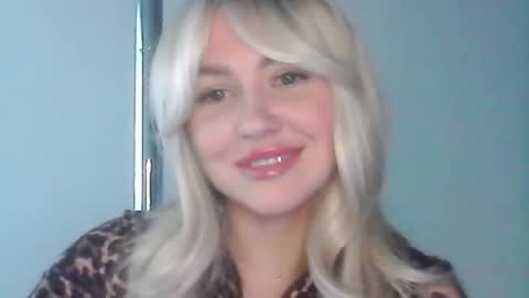Angelina online show from July 5, 2026, 5:09 pm