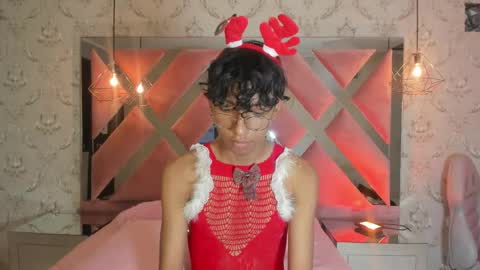   online show from December 15, 2024, 6:40 am