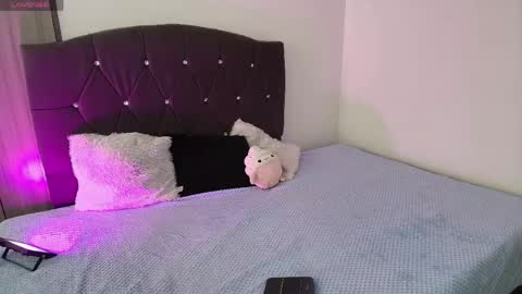 angel__sweetxx online show from May 20, 2026, 6:47 pm