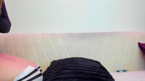 Snapshot of angel__vibe chatting on January 31, 2026, 8:29 pm angel__vibe online show from January 31, 2026, 8:29 pm