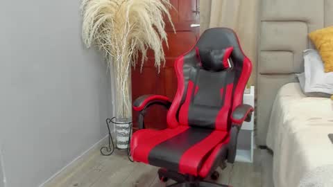 Snapshot of angel_adamx chatting on September 25, 2025, 5:11 am Angel online show from September 25, 2025, 5:11 am