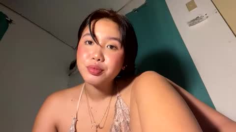 Snapshot of angel_alluring chatting on February 13, 2026, 2:35 pm Lex online show from February 13, 2026, 2:35 pm