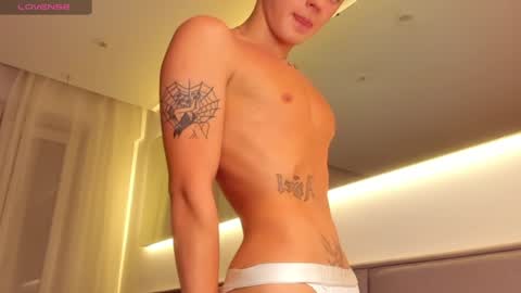 Snapshot of angel_andreww chatting on December 26, 2024, 3:31 pm angel_andreww online show from December 26, 2024, 3:31 pm