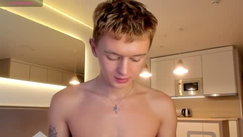 Snapshot of angel_andreww chatting on January 23, 2025, 1:24 pm angel_andreww online show from January 23, 2025, 1:24 pm
