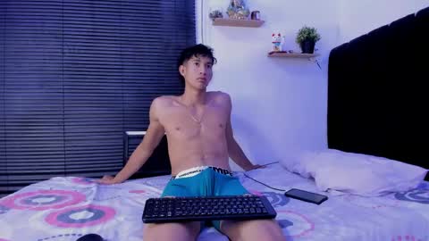 angel_boy0 online show from May 14, 2026, 6:42 am