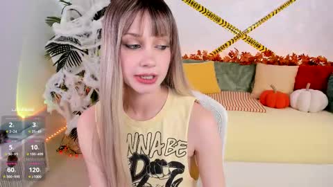 Snapshot of angel_claire chatting on October 22, 2025, 8:30 pm Claire - be back soon online show from October 22, 2025, 8:30 pm