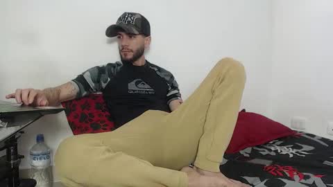 Snapshot of angel_damons_ chatting on October 19, 2025, 2:18 pm Angel Damons online show from October 19, 2025, 2:18 pm