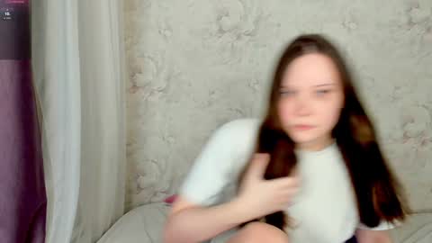 Snapshot of angel_doll585 chatting on January 13, 2025, 1:02 am Fallen Angel online show from January 13, 2025, 1:02 am