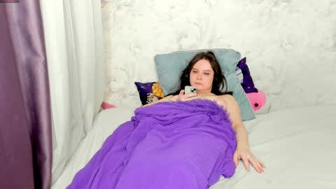 Snapshot of angel_doll585 chatting on February 22, 2025, 12:38 am Fallen Angel online show from February 22, 2025, 12:38 am