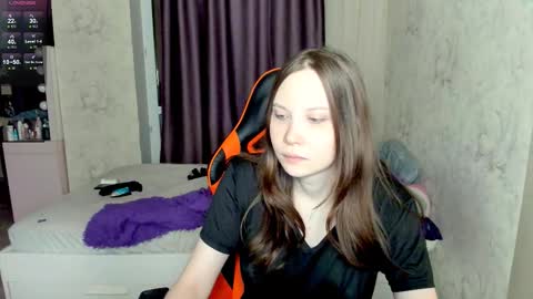 Fallen Angel online show from November 14, 2025, 1:15 am