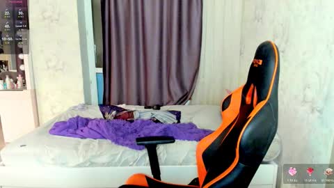 Fallen Angel online show from November 17, 2025, 11:54 pm