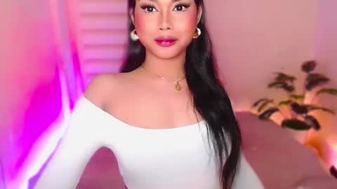 Angel online show from May 11, 2026, 3:23 am