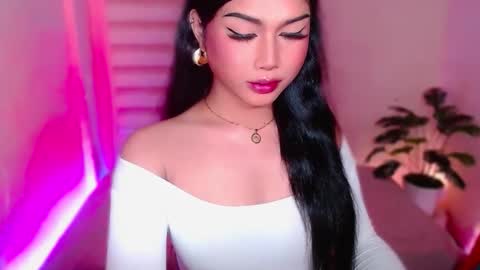 Angel online show from May 17, 2026, 9:44 pm