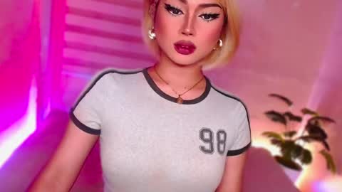 Angel online show from July 7, 2026, 9:52 pm