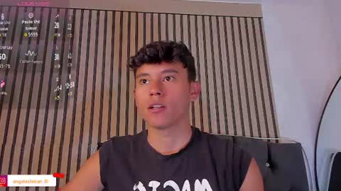 Snapshot of angel_esteban_fx chatting on July 2, 2026, 6:25 pm ngel Esteban online show from July 2, 2026, 6:25 pm